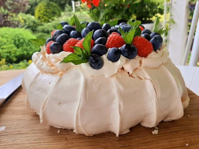 Najlepszy deser na lato - Pavlova