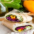 Wrap z warzywami i musztardą francuską