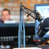 Dziennikarze zastąpieni przez sztuczną inteligencję?! Kontrowersyjny eksperyment stacji radiowej!