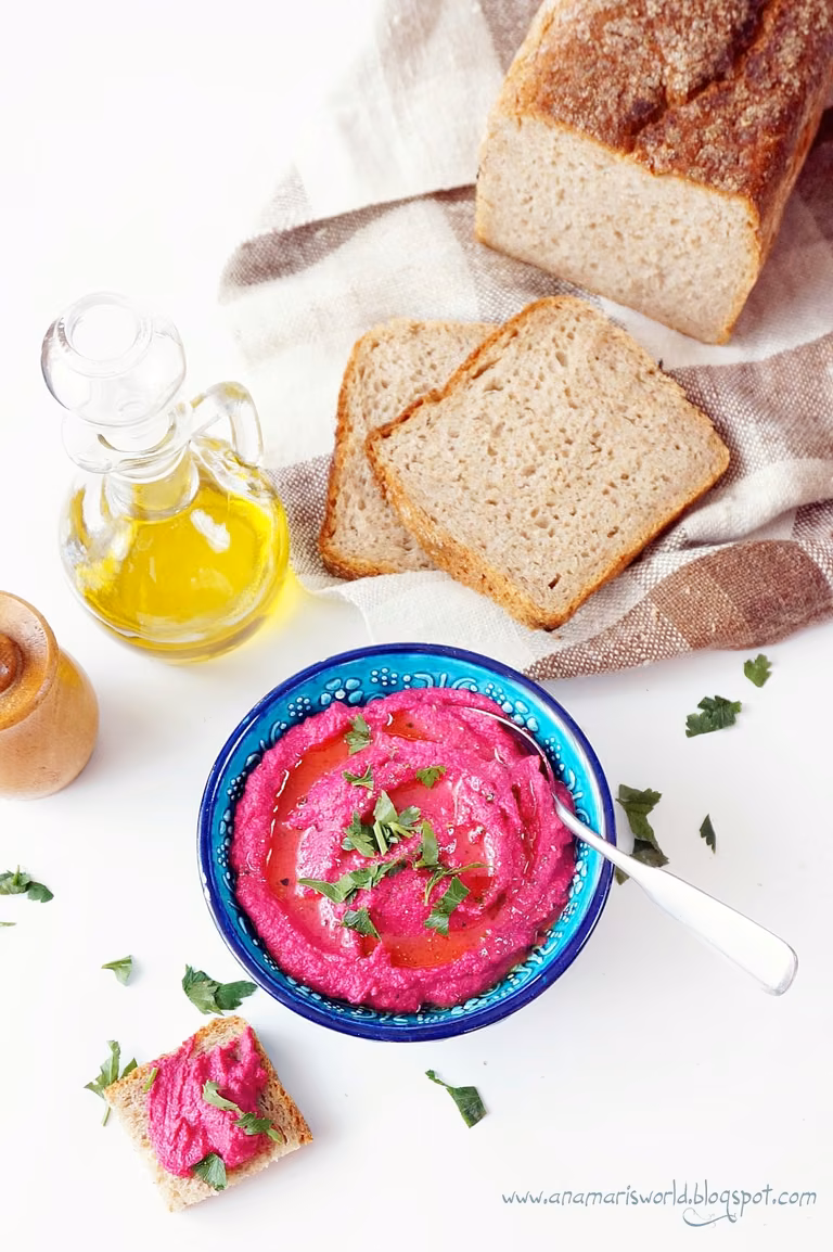 Hummus z pieczonego buraka
