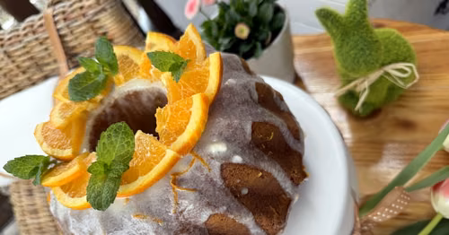 Wilgotna babka pomarańczowa