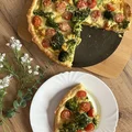 Tarta na cieście francuskim z brokułami