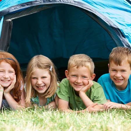 Planujesz wakacje dziecka? Możesz dostać nawet do 3 tys. zł dopłaty!