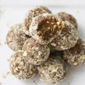 Wegańskie trufle bakaliowe - bez glutenu, bez cukru