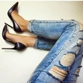 Podarne jeansy