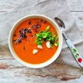 Pomidorowa zupa krem z soczewicą