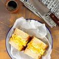 Tamago sando - japońska kanapka z pastą jajeczną