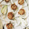 Owsiane muffinki z twarożkiem i gruszkami