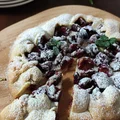 Tarta rustykalna z czereśniami.