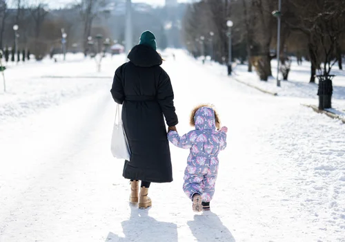 Nowe zasady 800 plus od lutego 2026! ZUS zapowiada kontrole - te osoby stracą świadczenie