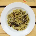 Tagliatelle z pieczarkami i oliwą truflową