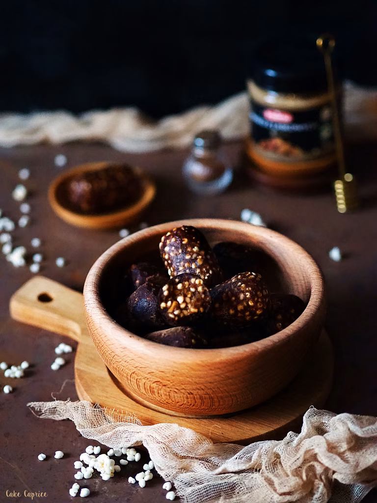 Daktyladki (pralinki daktylowe)