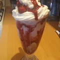 Shake malinowy z lodami