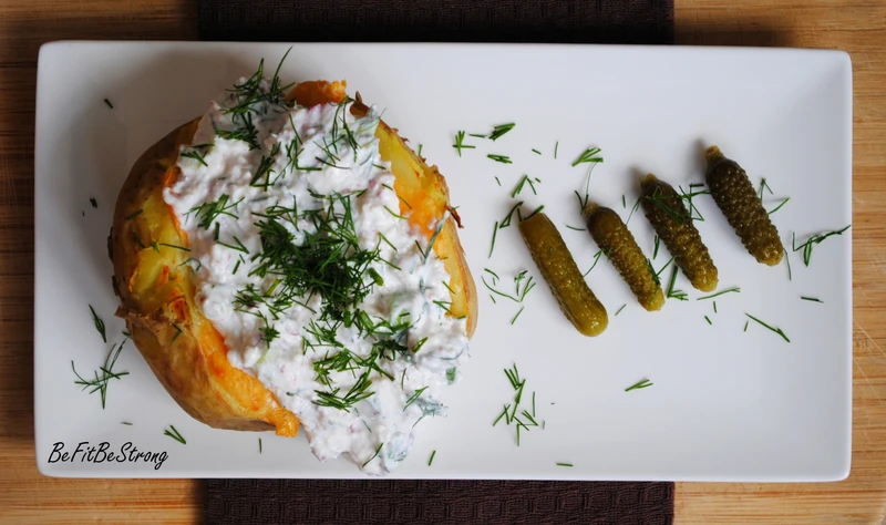 Ofenkartoffeln, pyry z gzikiem, czyli pieczone ziemniaki z twarożkiem