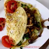 Omlet z grzybami shimeji i pok-choi