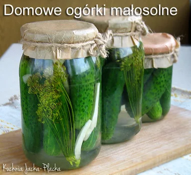Domowe ogórki małosolne