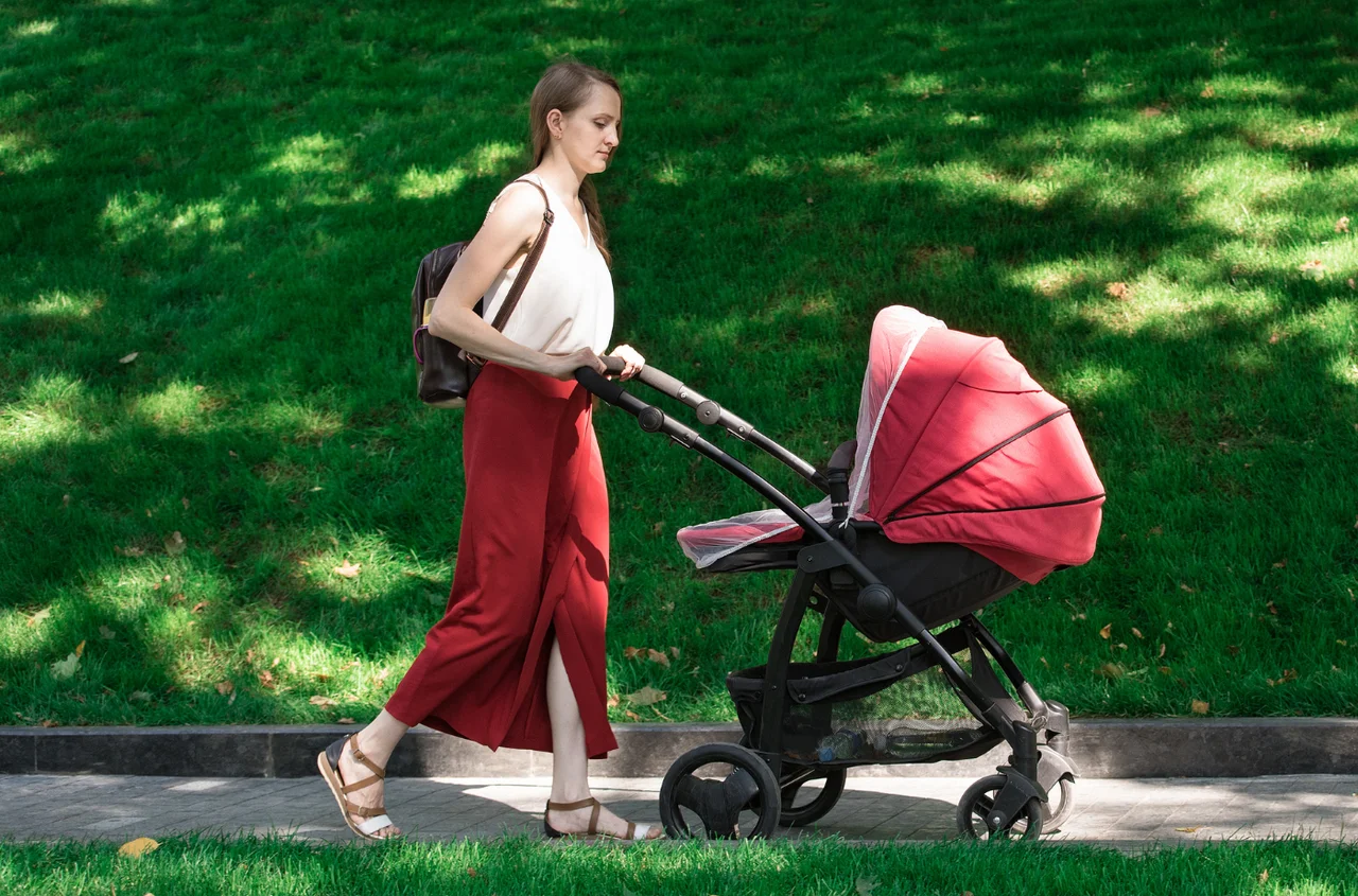 2 przelewy 800 plus w kwietniu! Zmiany w harmonogramie wypłat dla tych rodziców