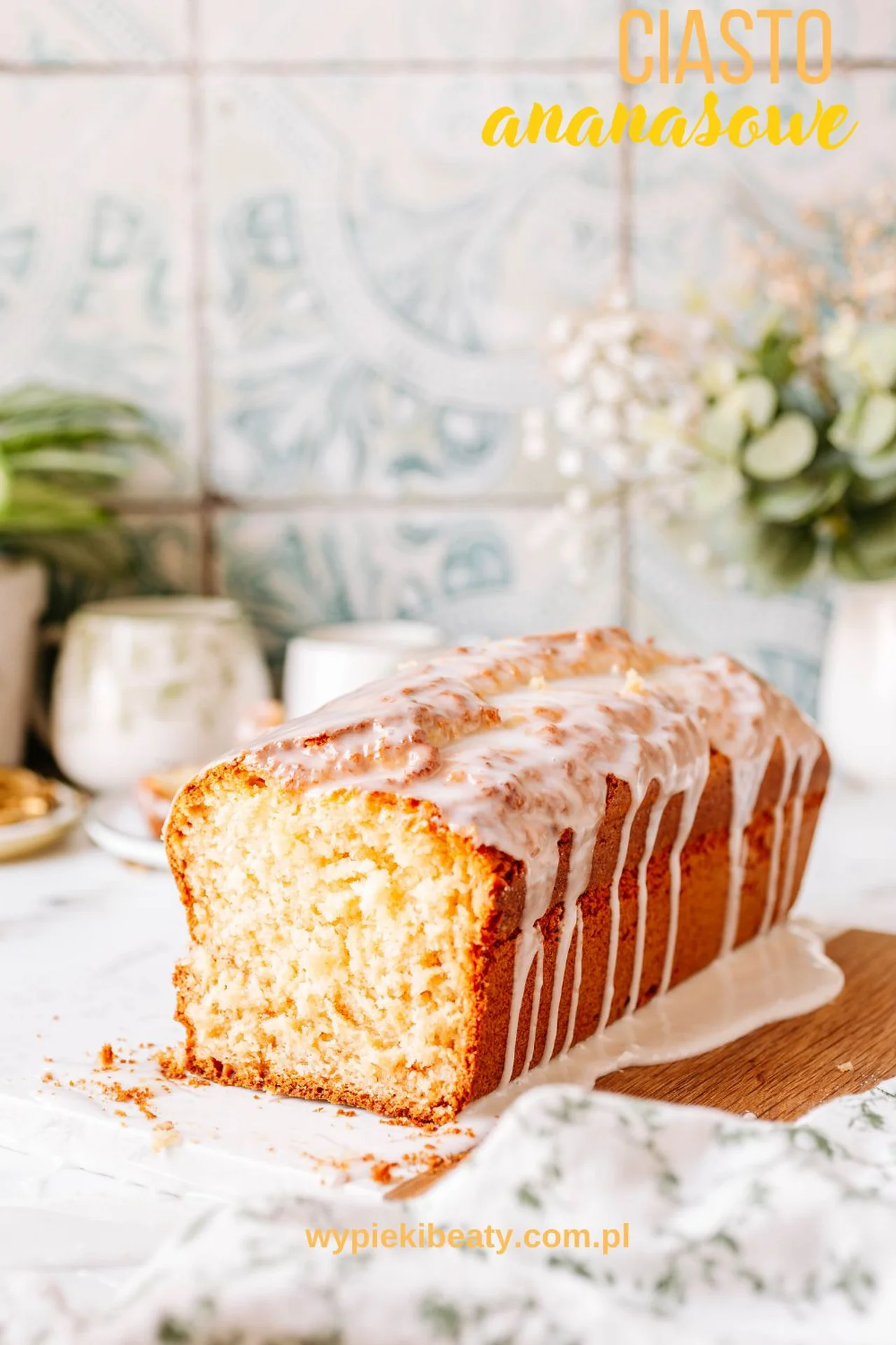 Proste ciasto ananasowe