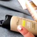 Jak uniknąć plam z samoopalacza?