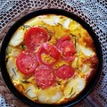 Tortilla z bobem i chorizo