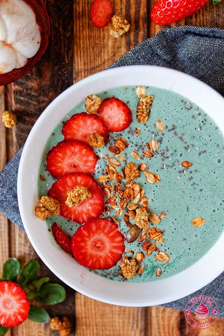 Bananowe smoothie ze spiruliną