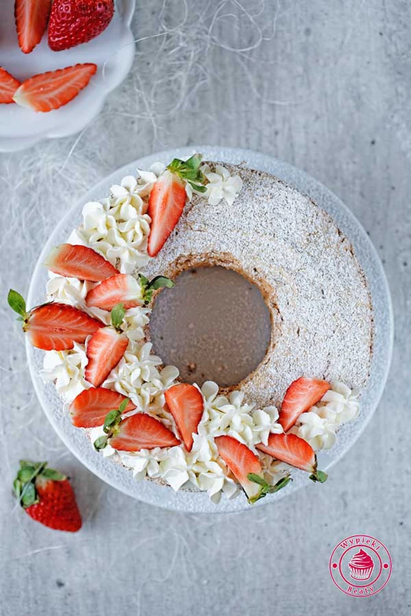 Angel food cake