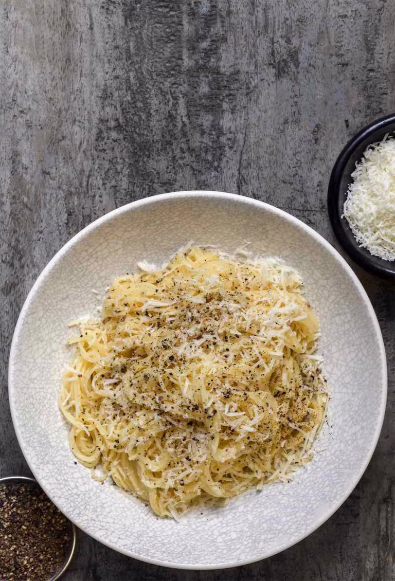 Cacio e pepe - włoski makaron