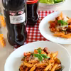 Makaron z pieczonymi warzywami w sosie pomidorowym