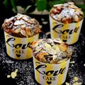 Pełnoziarniste muffinki z malinami i morelami