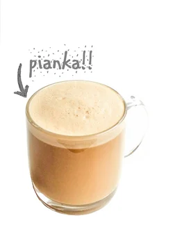 Kawa z pianką z nerkowców