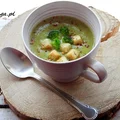Zupa brokułowa z grzankami i chili