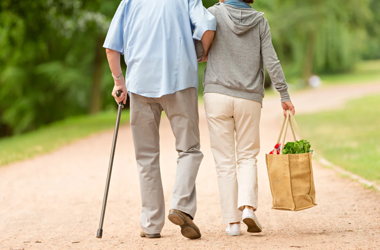 2333 zł dla seniorów na nowych zasadach! Nie każdy skorzysta z rządowego bonu