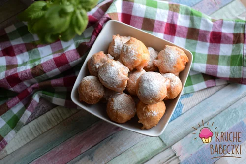 EKSPRESOWE MINI PĄCZKI Z JOGURTEM GRECKIM