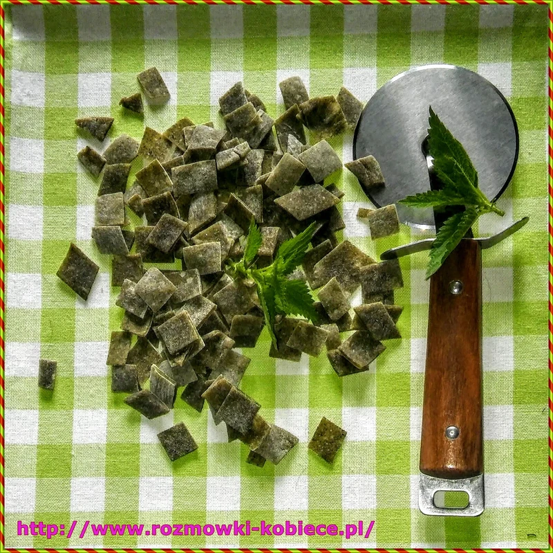 Zielony makaron z pokrzywą