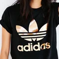 modny t-shirt