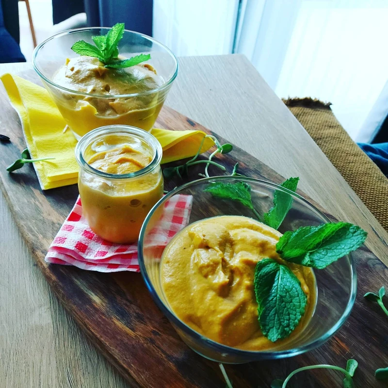 Budyń marchewkowo bananowy