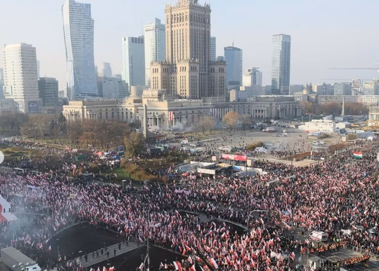 Policja podsumowała Marsz Niepodległości. Ile osób zatrzymano?