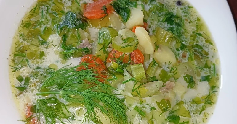 Zupa z selera naciowego