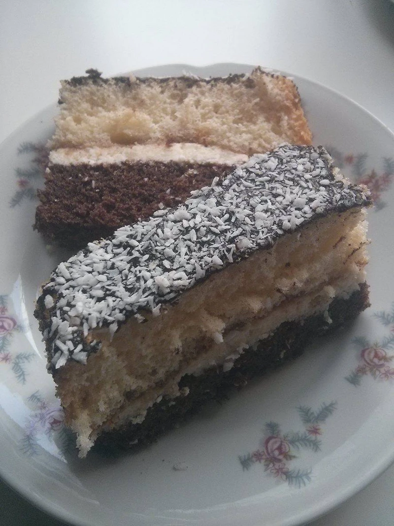 Biszkopt z masą grysikową