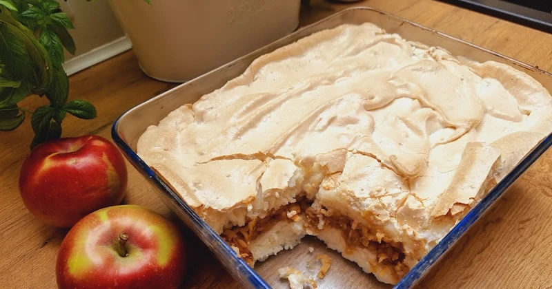 Ryż z jabłkami zapiekany pod bezową pierzynką
