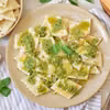 Włoskie kluseczki naleśnikowe z pesto