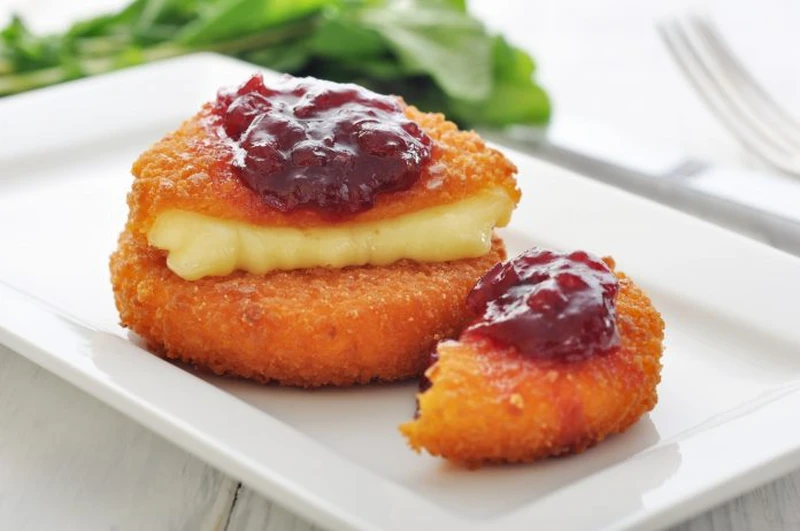 Pieczony Camembert z żurawiną