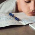 Koniec z pracami domowymi? Czy czeka nas rewolucja w edukacji?