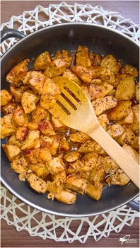 Szybkie soczyste kawałki kurczaka. Obiad w kilka chwil.