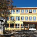 Szkoły tworzą „strefy zakazane”! Rodzice nie mogą nawet odprowadzić dziecka?