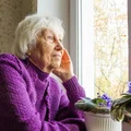 Godne życie na emeryturze: Powstaną mieszkania z pełnym wsparciem dla seniorów!