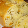 Babka piaskowa ze słonecznikiem i morelami