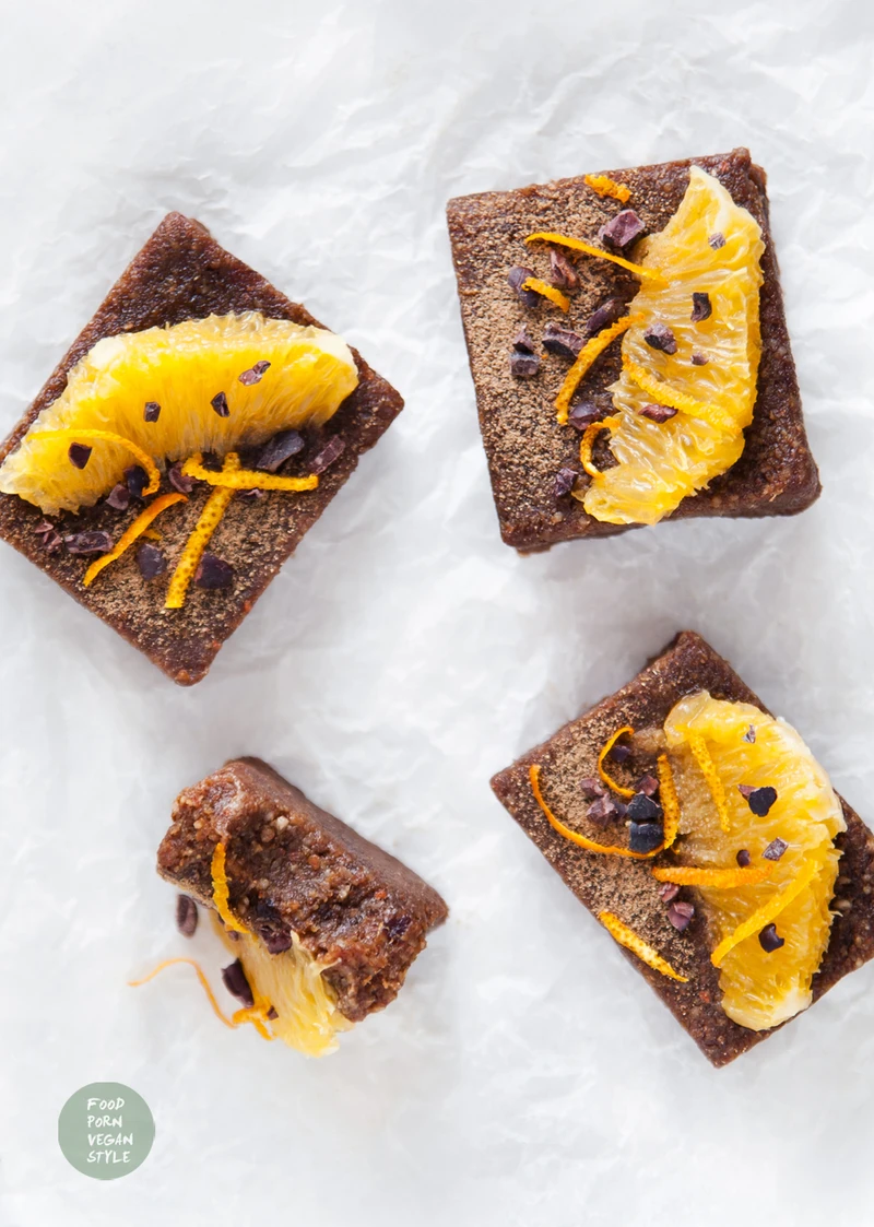 Pyszne brownie czekoladowo-pomarańczowe, bez pieczenia i tylko z 4 składników