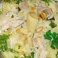 Zupa ryżowa z kwasem od ogórków kiszonych, zabielana