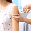 Ruszyły darmowe szczepienia przeciw HPV! Jak się zapisać? Kto może skorzystać?